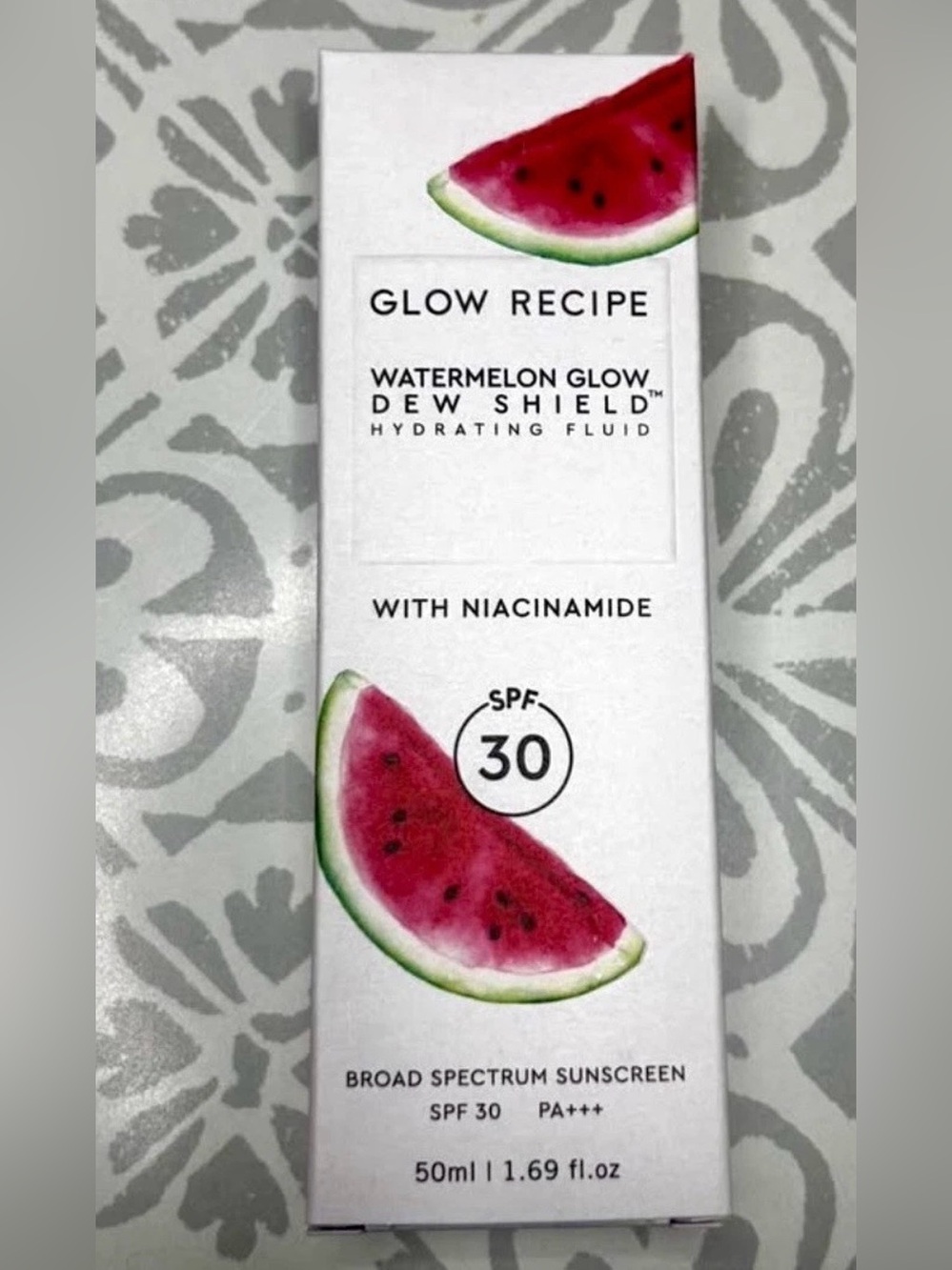 Glow Recipe Watermelon Glow Dew Shield Hydrating SPF 30 1.69 oz